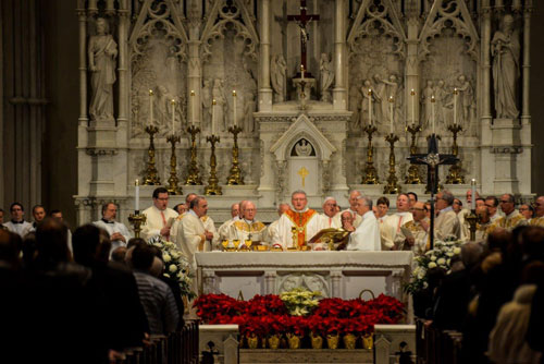 Bishop David Zubik and his brother bishops, priests and deacons celebrate the Mass of Gratitude with campaign volunteers at St. Paul Cathedral, Jan. 25, 2015. Credit: Jim Judkis